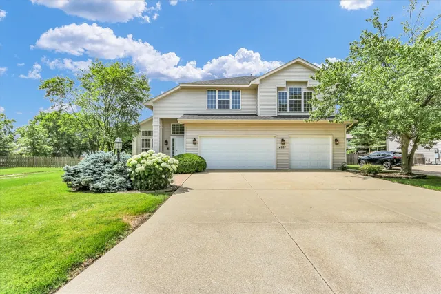 $479,000 | 4007 Turnberry Drive, Champaign, IL 61822