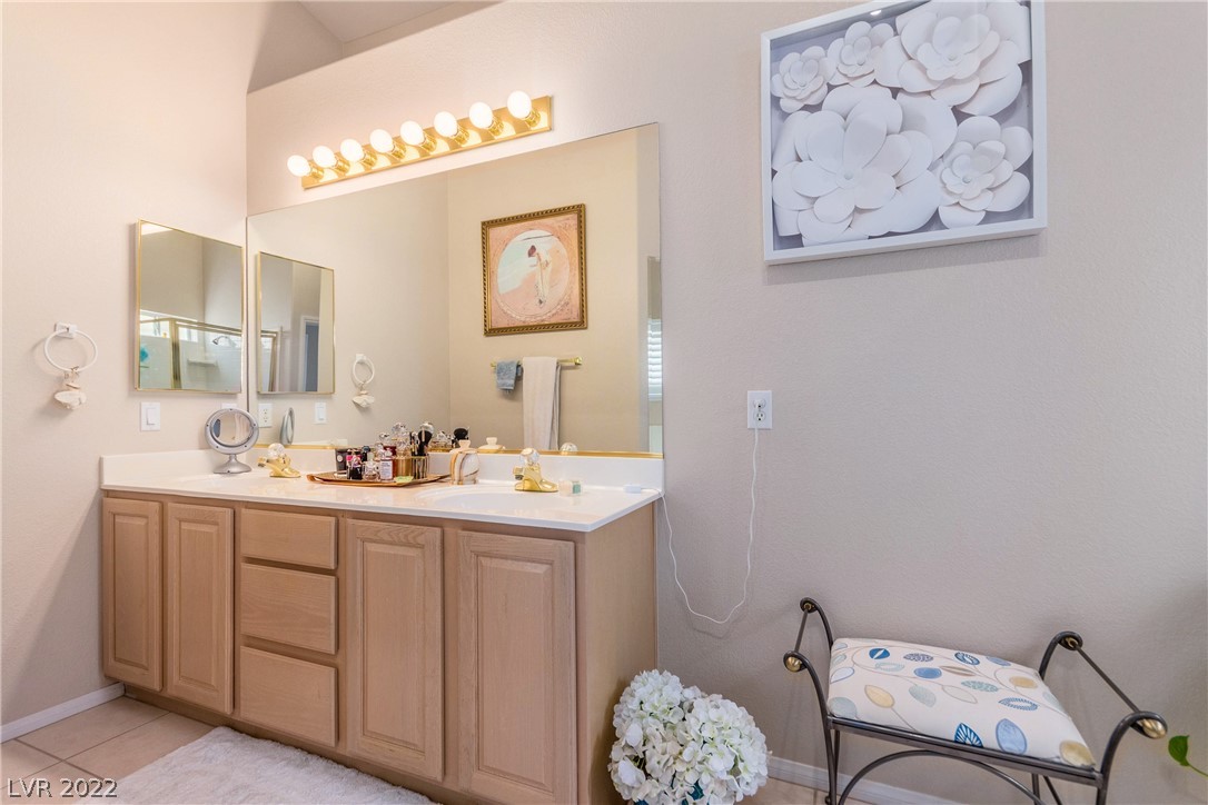 5225 Rim View Lane Las Vegas, NV 89130 - Photo 11 of 43 Gallery Image 11