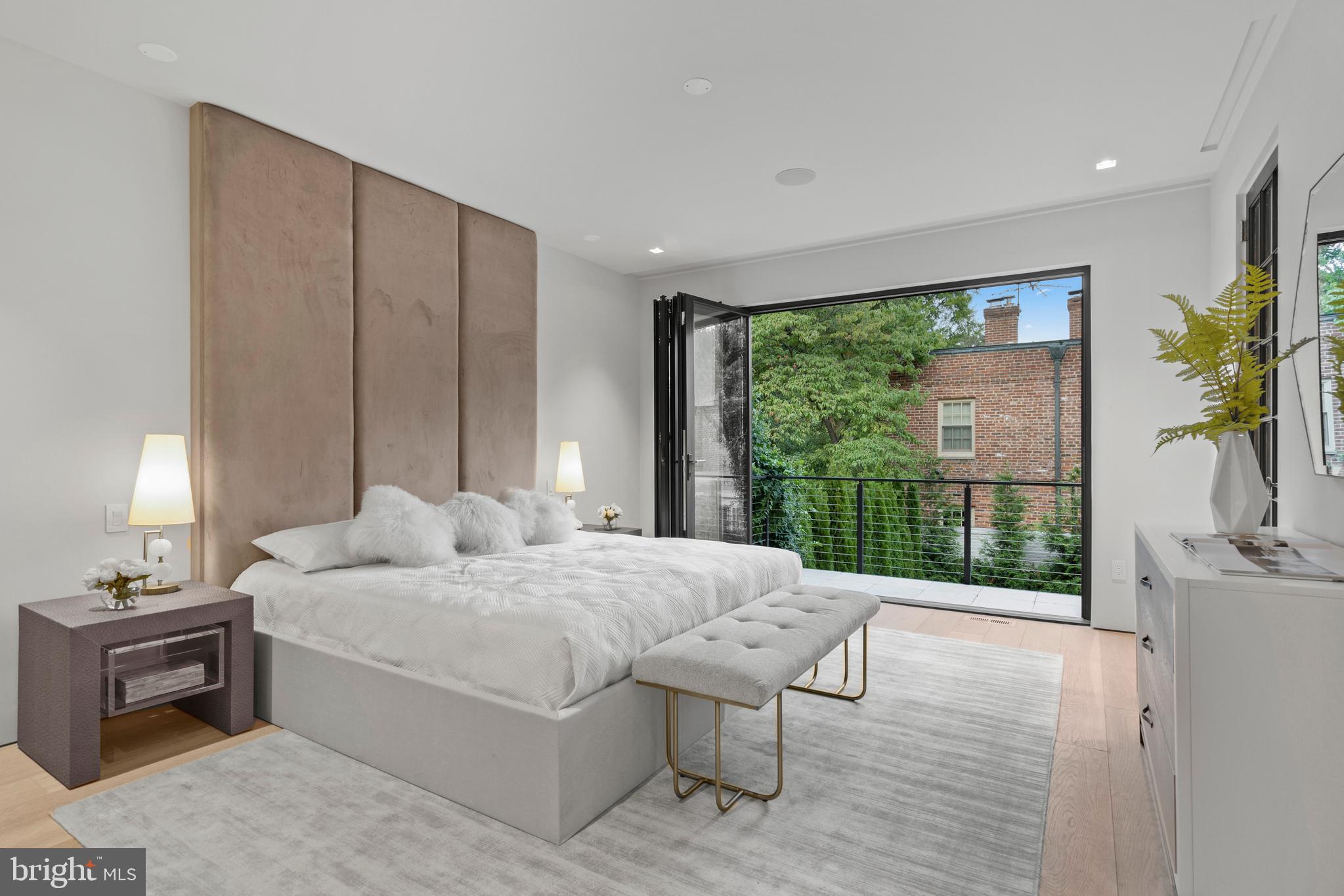 1683 34th Street Northwest Washington, DC 20007 - Photo 18 of 60