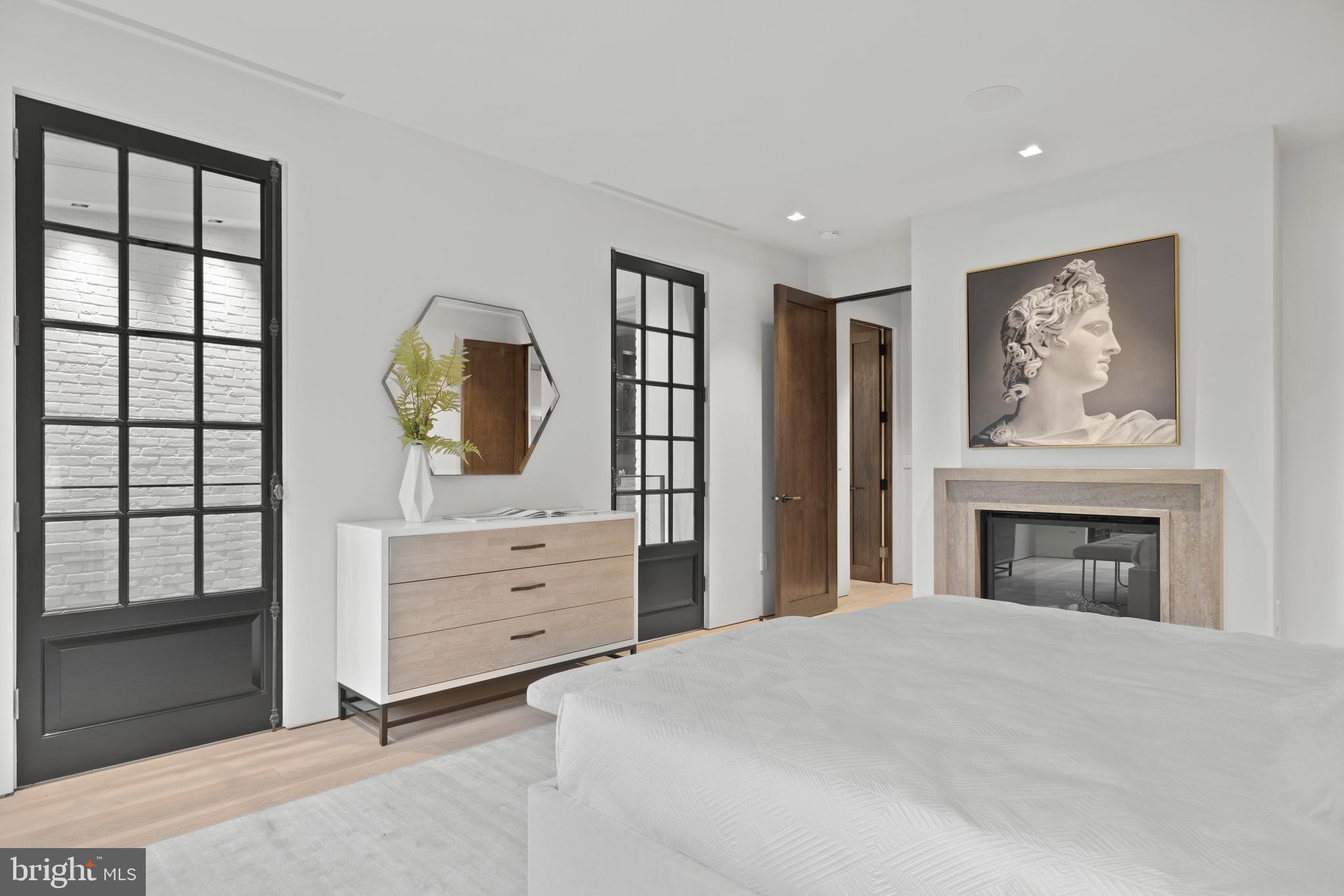 1683 34th Street Northwest Washington, DC 20007 - Photo 20 of 60