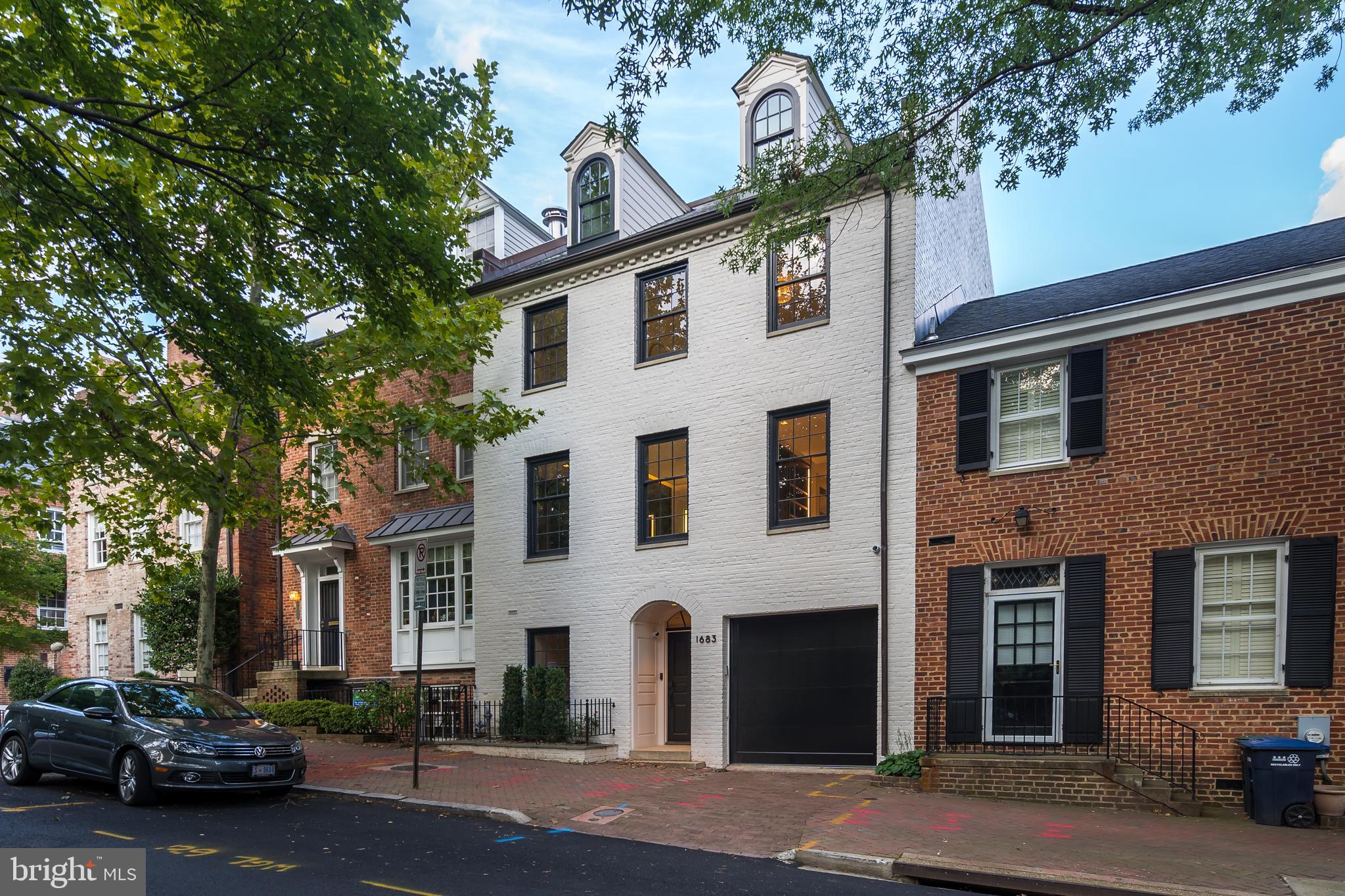 1683 34th Street Northwest Washington, DC 20007 - Photo 3 of 60