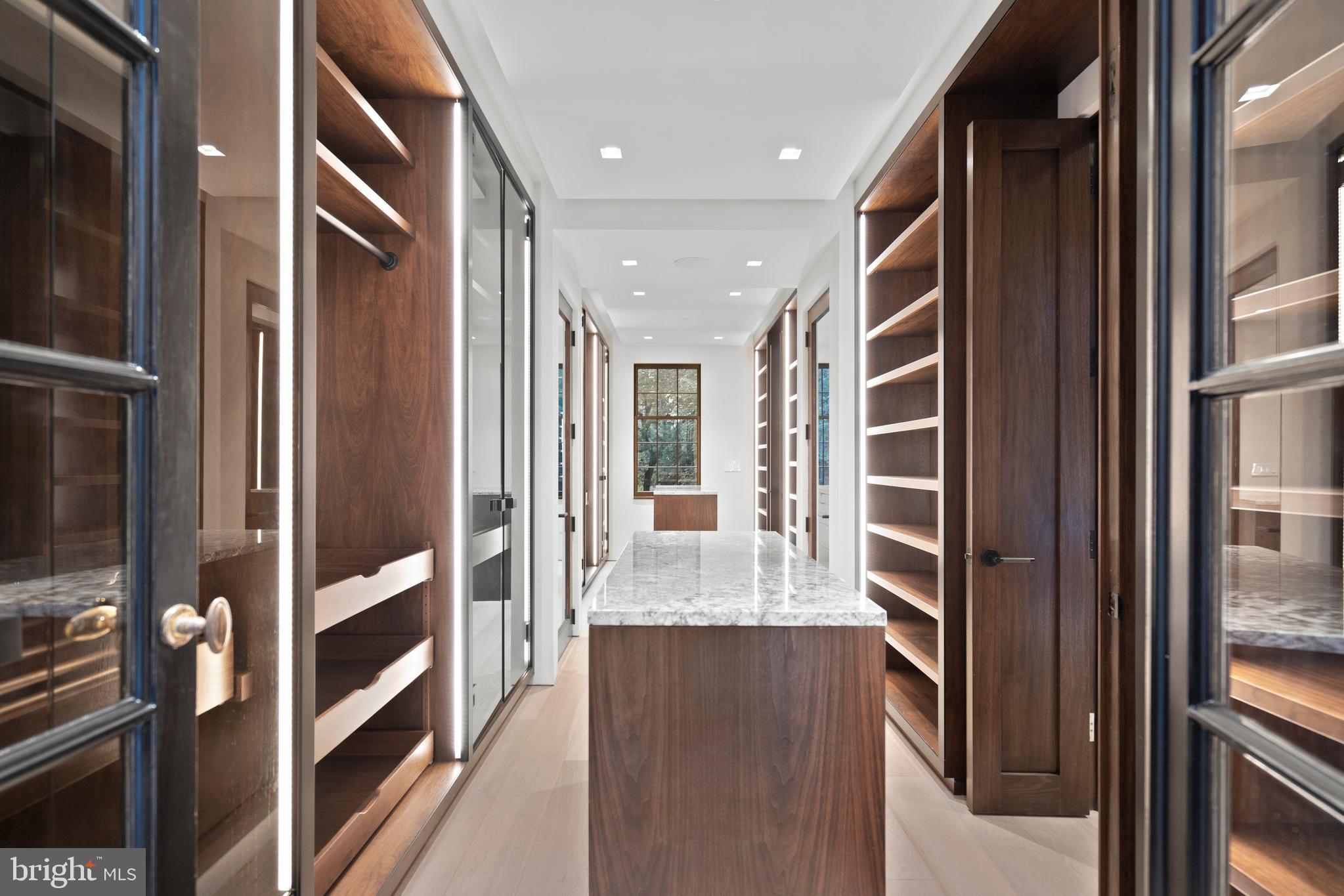 1683 34th Street Northwest Washington, DC 20007 - Photo 25 of 60