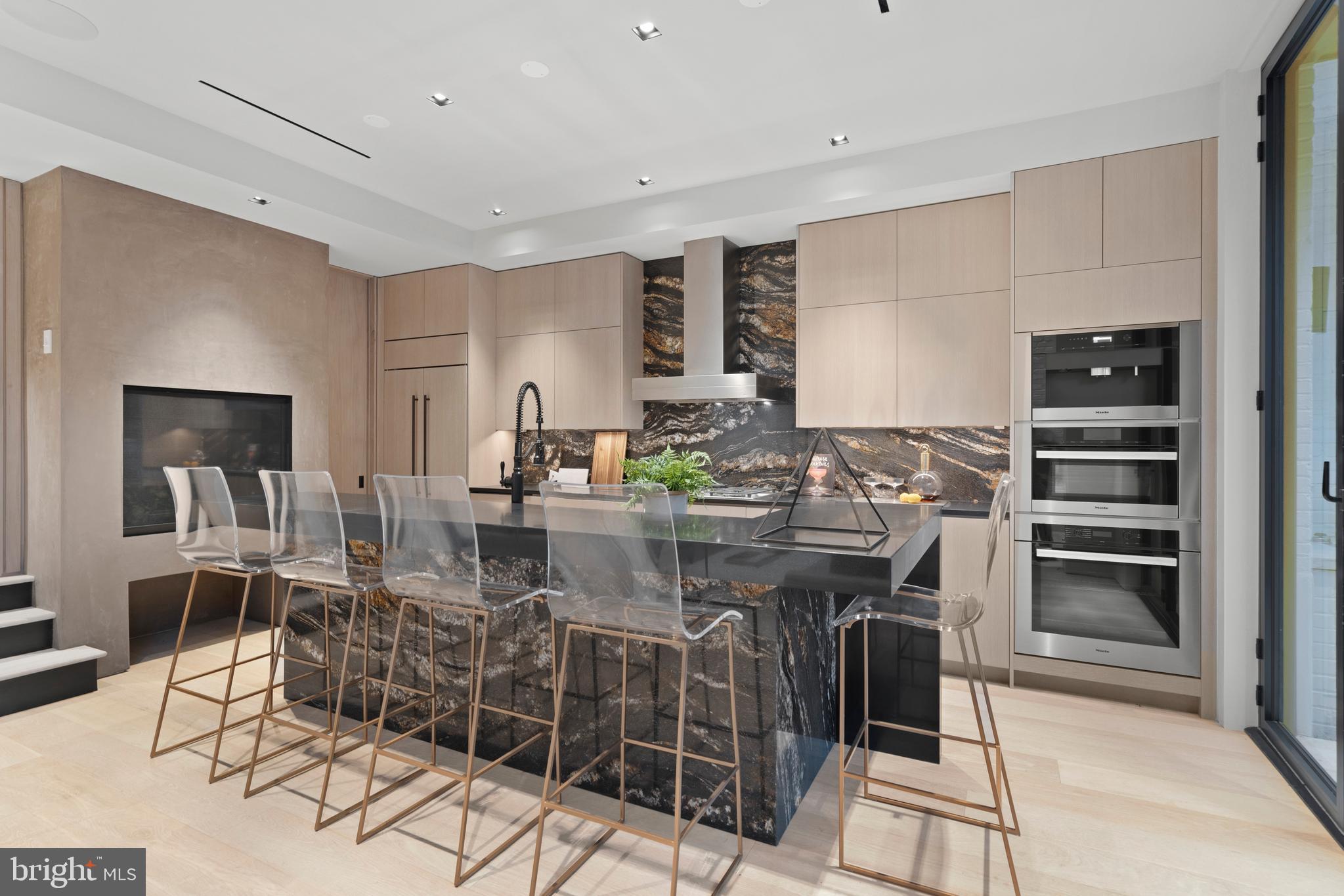 1683 34th Street Northwest Washington, DC 20007 - Photo 10 of 60