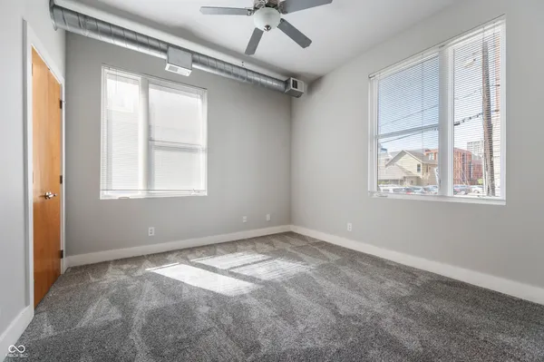 $2,050 | 721 East North Street, Unit 1C, Indianapolis, IN 46202