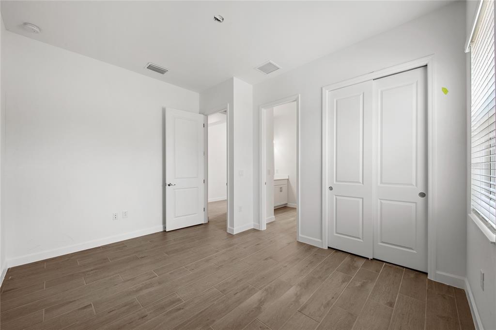 19227 Scallop Loop Lakewood Ranch, FL 34211 - Photo 19 of 36