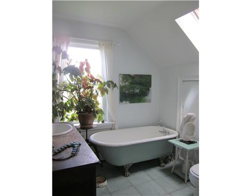 63 Puncatest Neck Road Tiverton, RI 02878 - Photo 9 of 12 Bathroom.