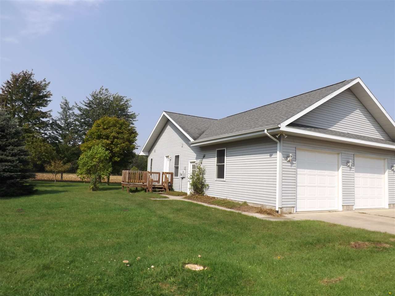 758 South Alger Road Ithaca, MI 48847 - Photo 5 of 44 1892982-4.JPG