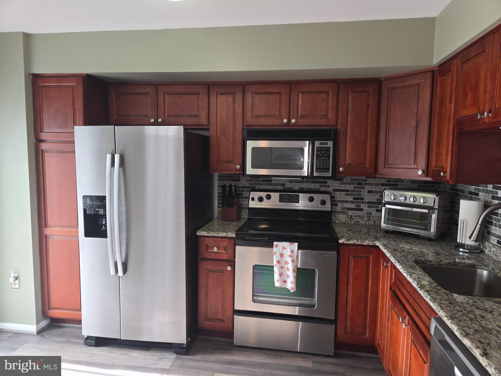 9113 Ridgefield Lane Frederick, MD 21701 - Photo 3 of 29 Gallery Image 3