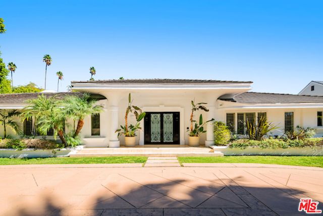 $10,748,000 | 716 North Beverly Drive, Beverly Hills, CA 90210