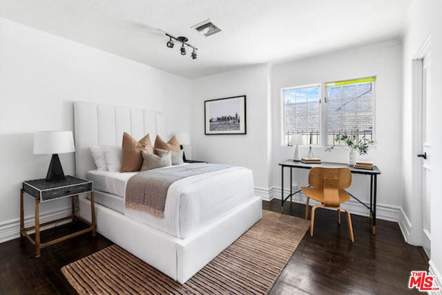 $10,748,000 | 716 North Beverly Drive, Beverly Hills, CA 90210