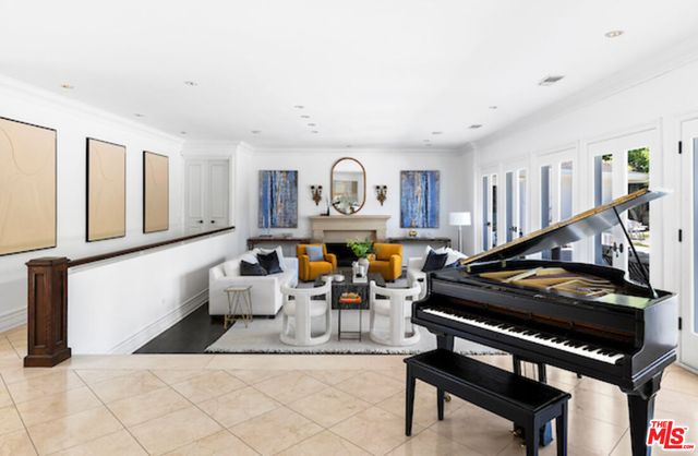 $10,748,000 | 716 North Beverly Drive, Beverly Hills, CA 90210