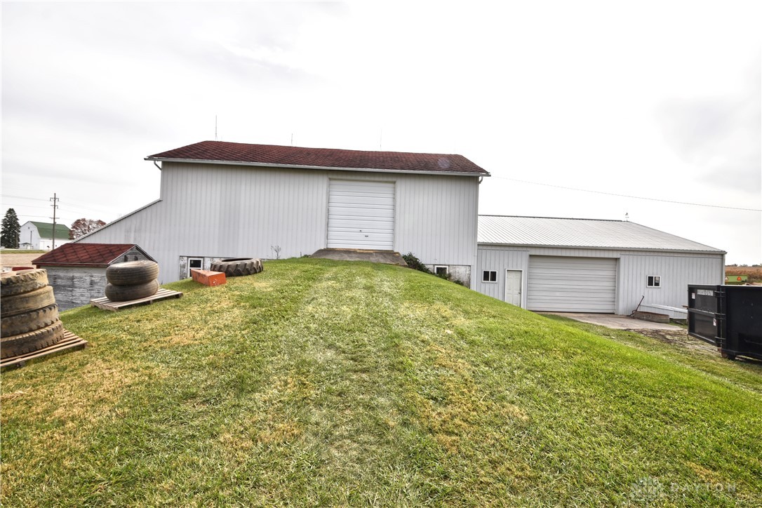 1149 East Hoop Road Xenia, OH 45385 - Photo 10 of 36