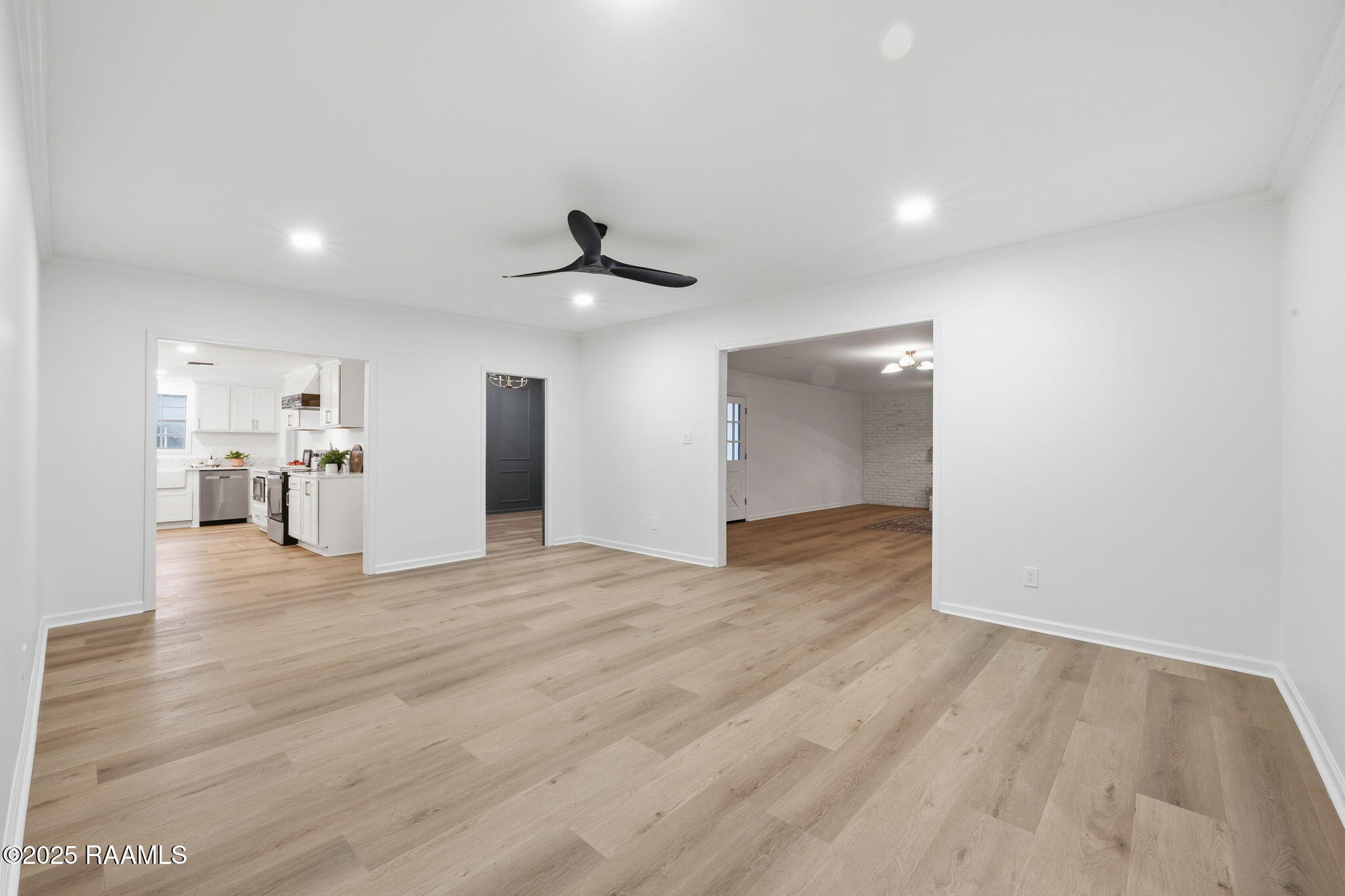 610 North Adams Avenue Rayne, LA 70578 - Photo 4 of 25 Dining Room
