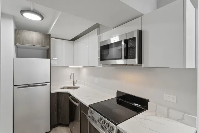 $1,795 | 6007 North Kenmore Avenue, Unit 104, Chicago, IL 60660