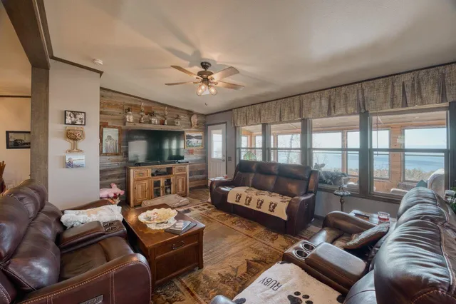 $549,000 | 10173 Little Marais Road, Silver Bay, MN 55614