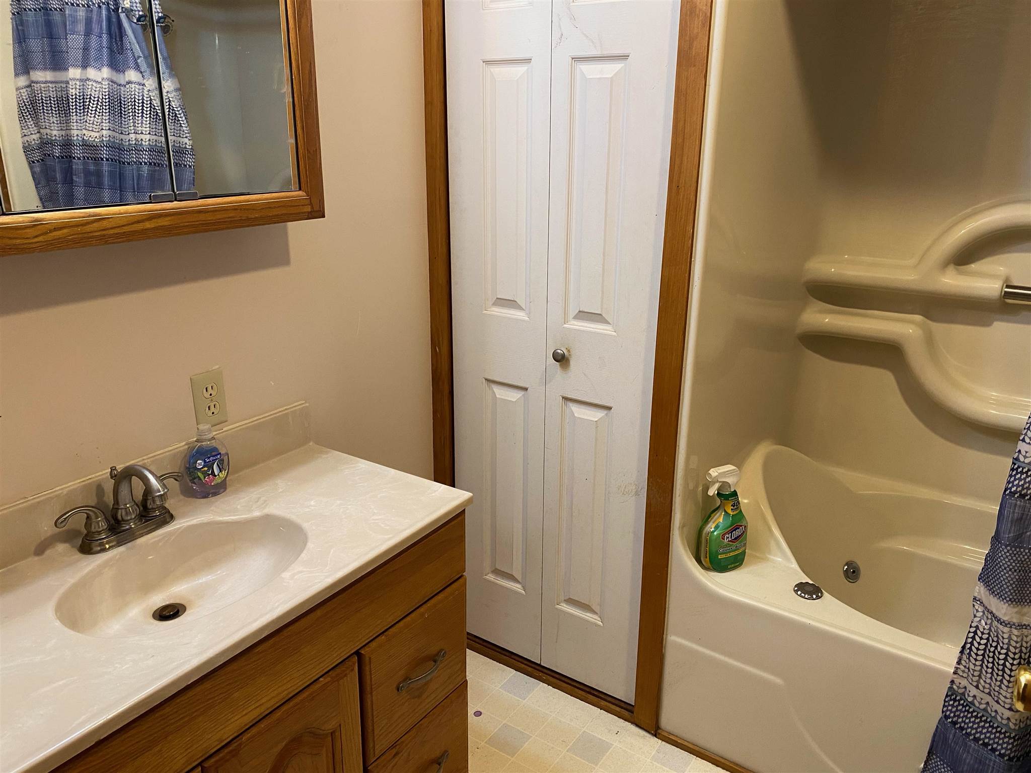 8434 Thomas Road Rochester, IL 62563 - Photo 10 of 17 Gallery Image 10