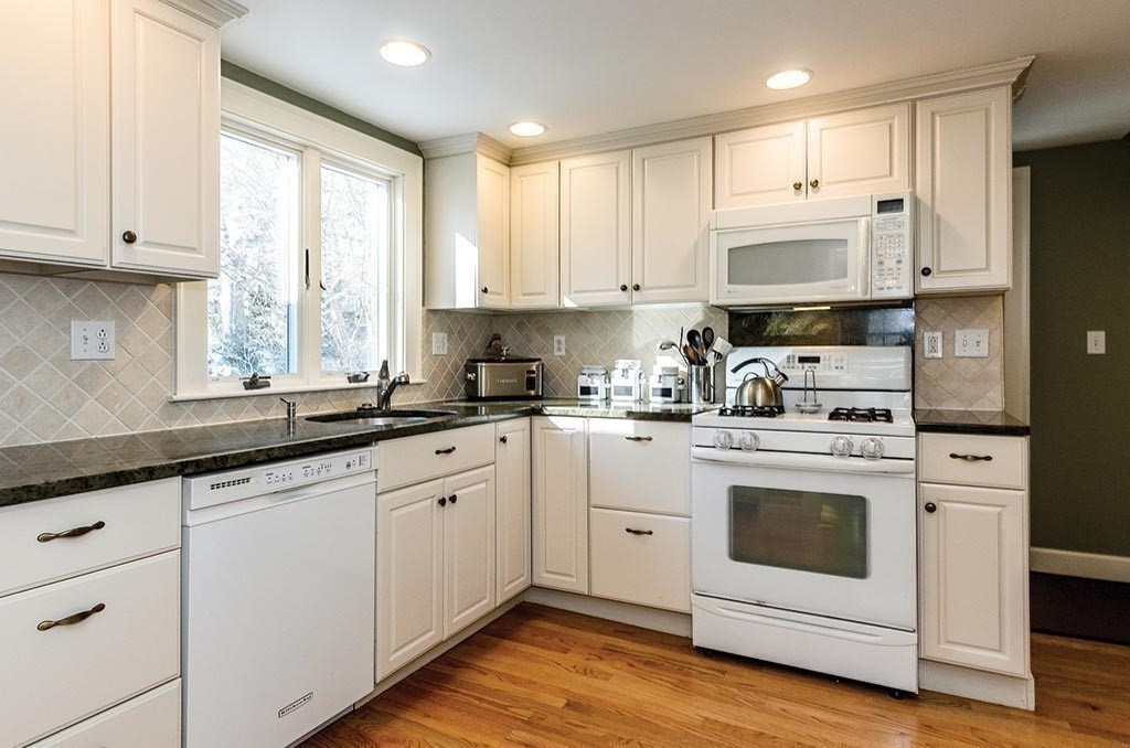68 Bow Road Newton, MA 02459 - Photo 2 of 12