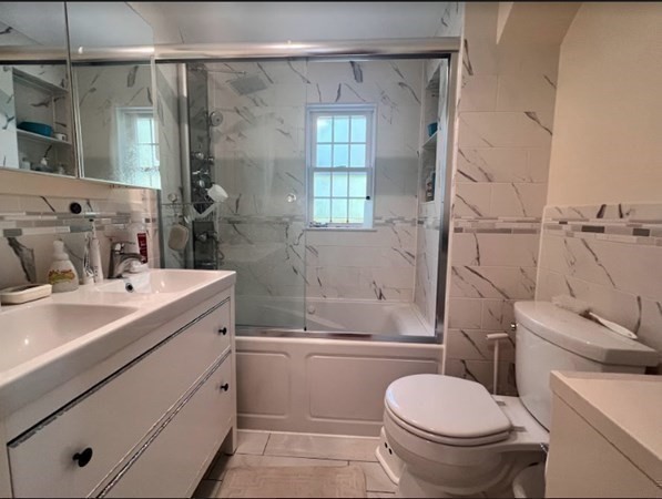 68 Bow Road Newton, MA 02459 - Photo 5 of 12