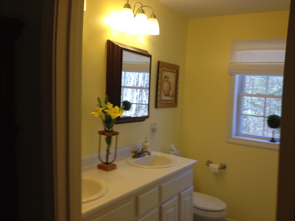 3 Sunridge Way, Unit 3 Amherst, NH 03031 - Photo 17 of 28 Gallery Image 17