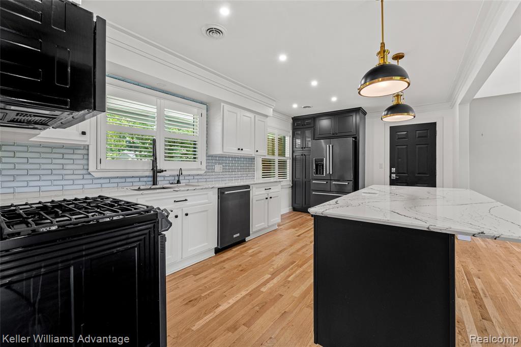 5722 Raven Road Bloomfield Hills, MI 48301 - Photo 14 of 34
