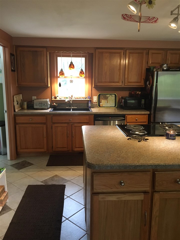 2 Millbrook Road Brookline, NH 03033 - Photo 11 of 34