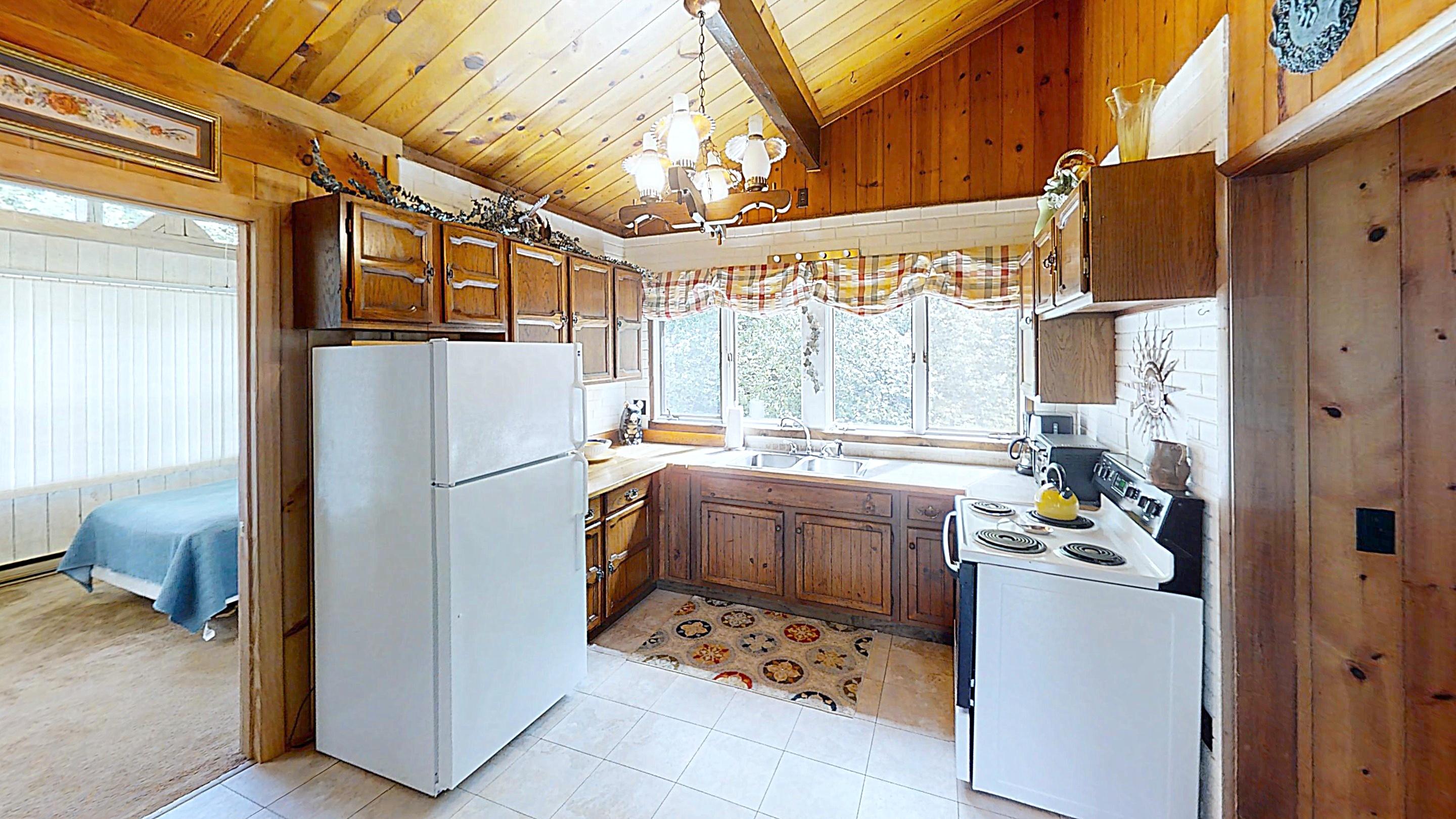 686 Avenue Road Corinth, ME 04427 - Photo 7 of 18 686-Avenue-Kitchen