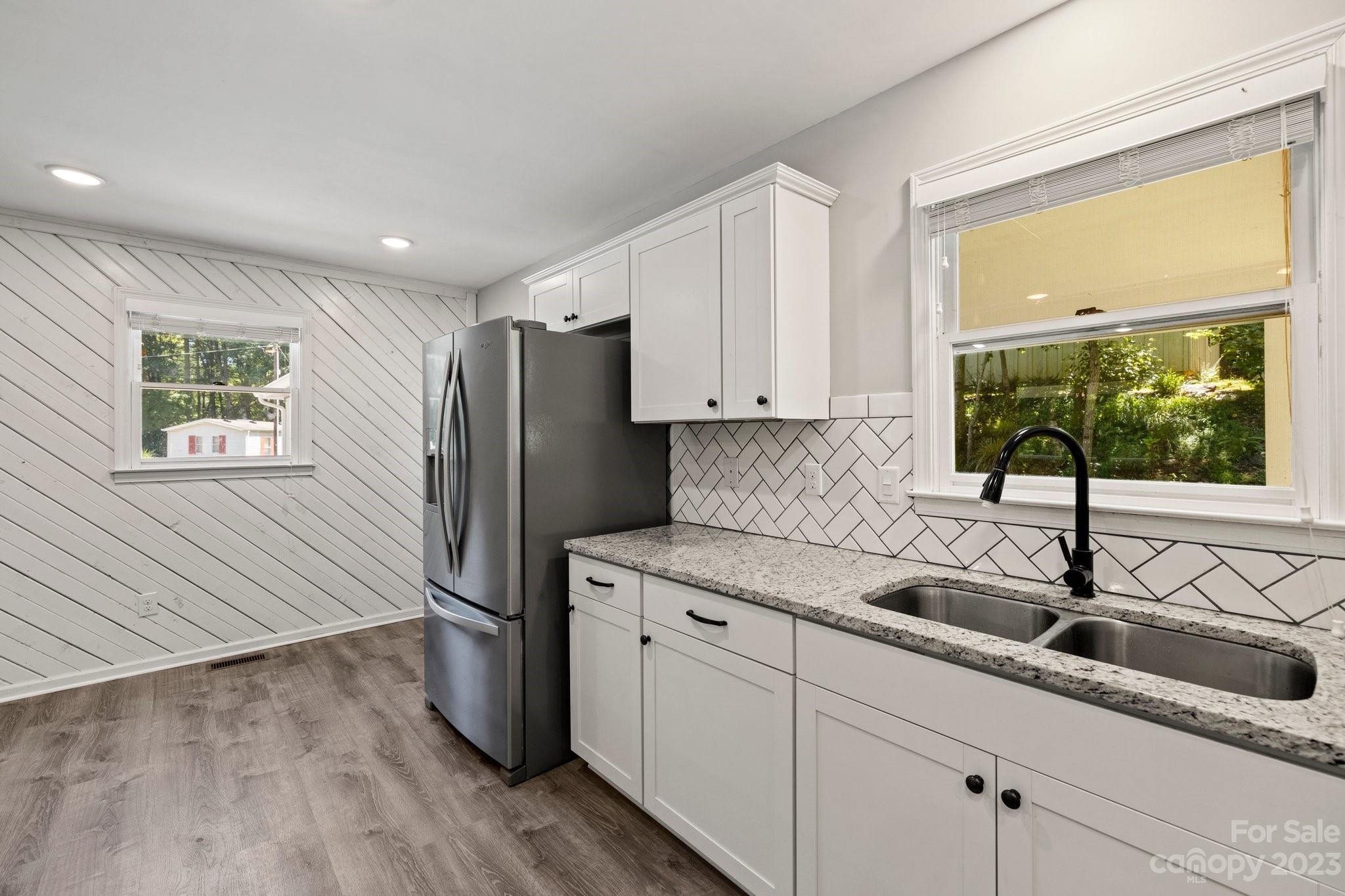 144 Sam King Road Hendersonville, NC 28739 - Photo 13 of 46 Gallery Image 13