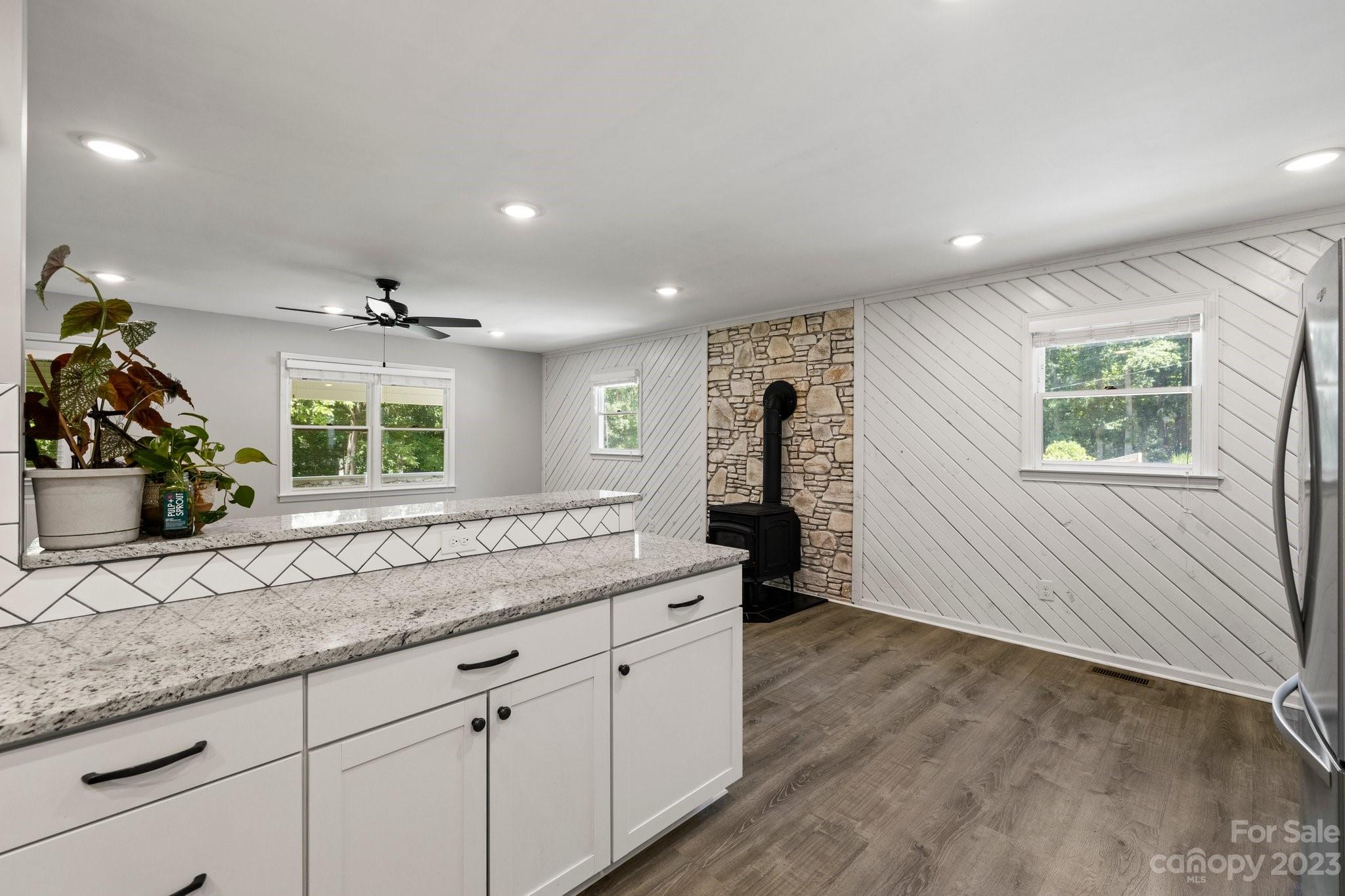 144 Sam King Road Hendersonville, NC 28739 - Photo 14 of 46 Gallery Image 14