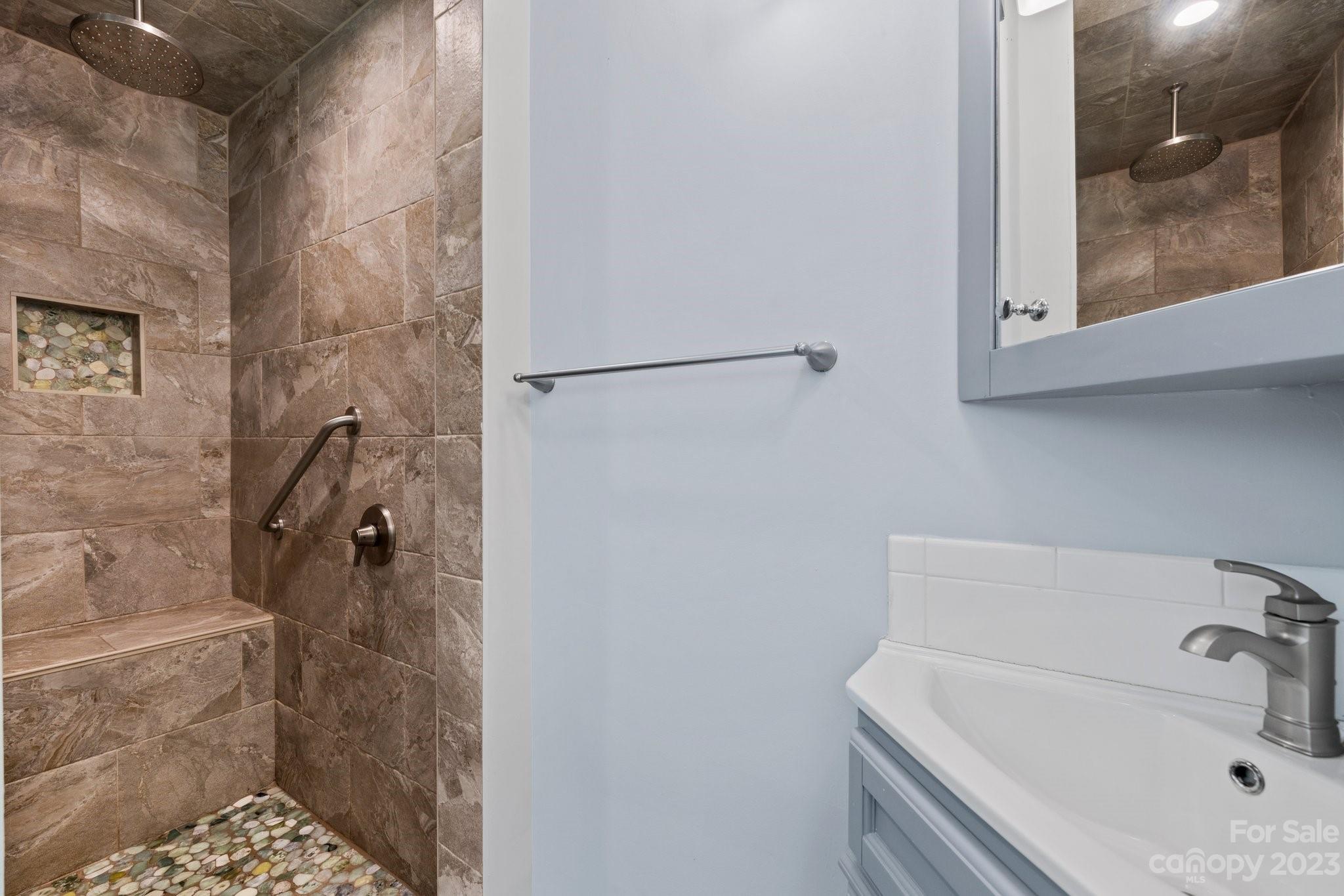 144 Sam King Road Hendersonville, NC 28739 - Photo 17 of 46 Gallery Image 17
