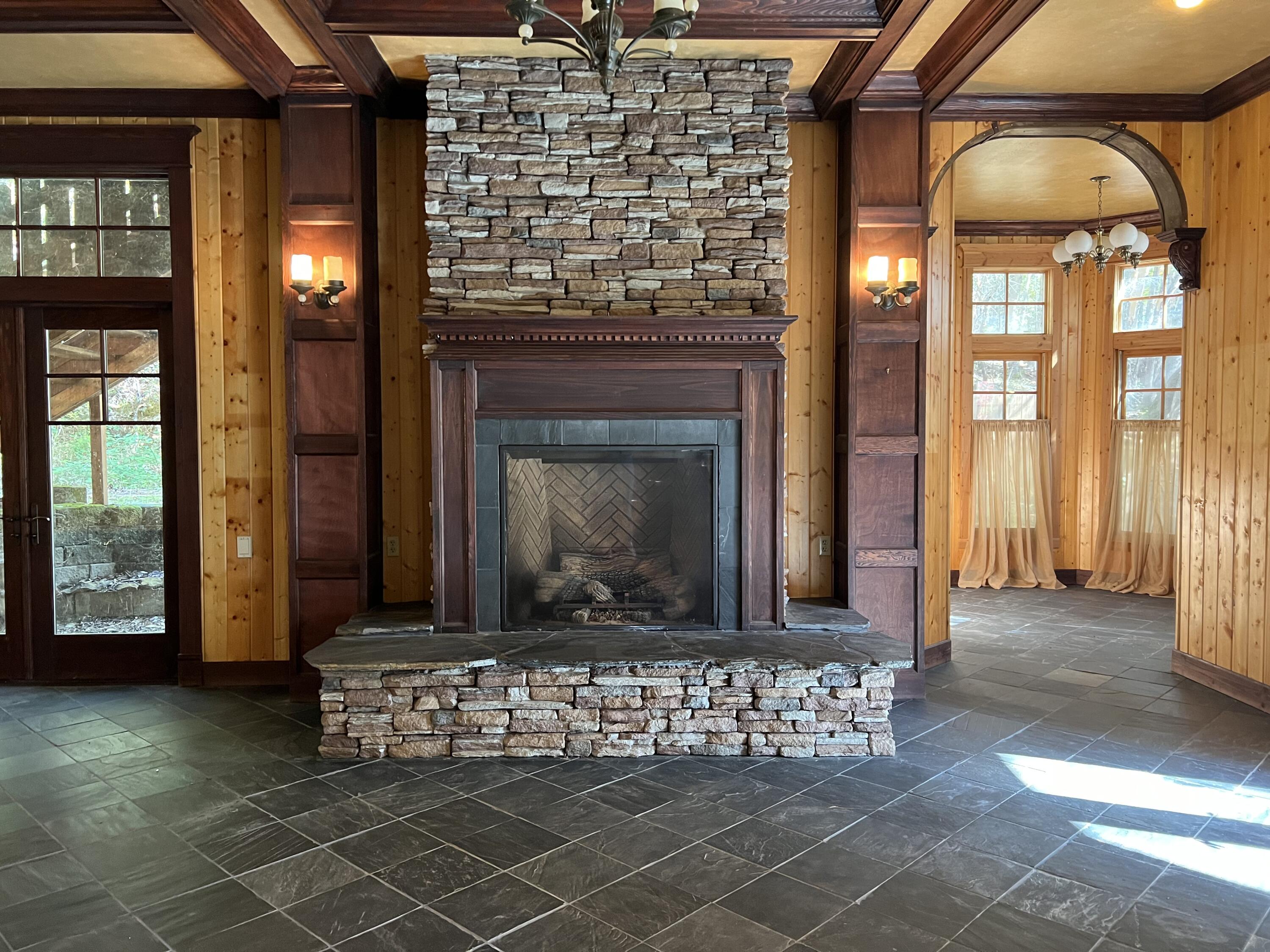 4880 Galice Road Merlin, OR 97532 - Photo 11 of 49 IMG_5428