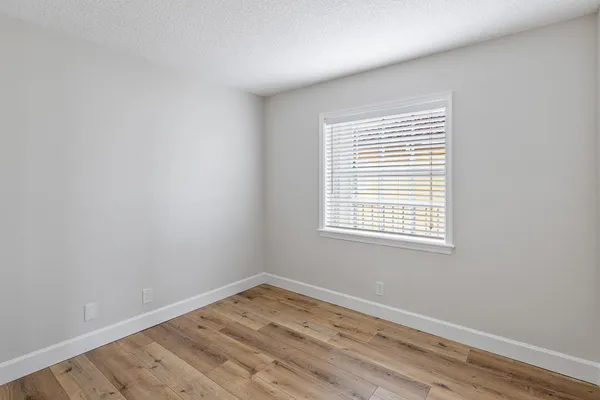 $4,500 | 1060 Lake Shore Drive, Unit 201, West Palm Beach, FL 33403