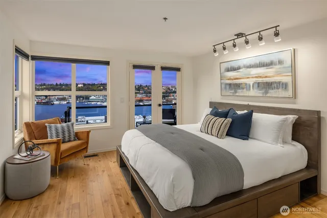 $1,439,900 | 1416 6th Avenue North, Seattle, WA 98109