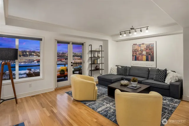 $1,439,900 | 1416 6th Avenue North, Seattle, WA 98109