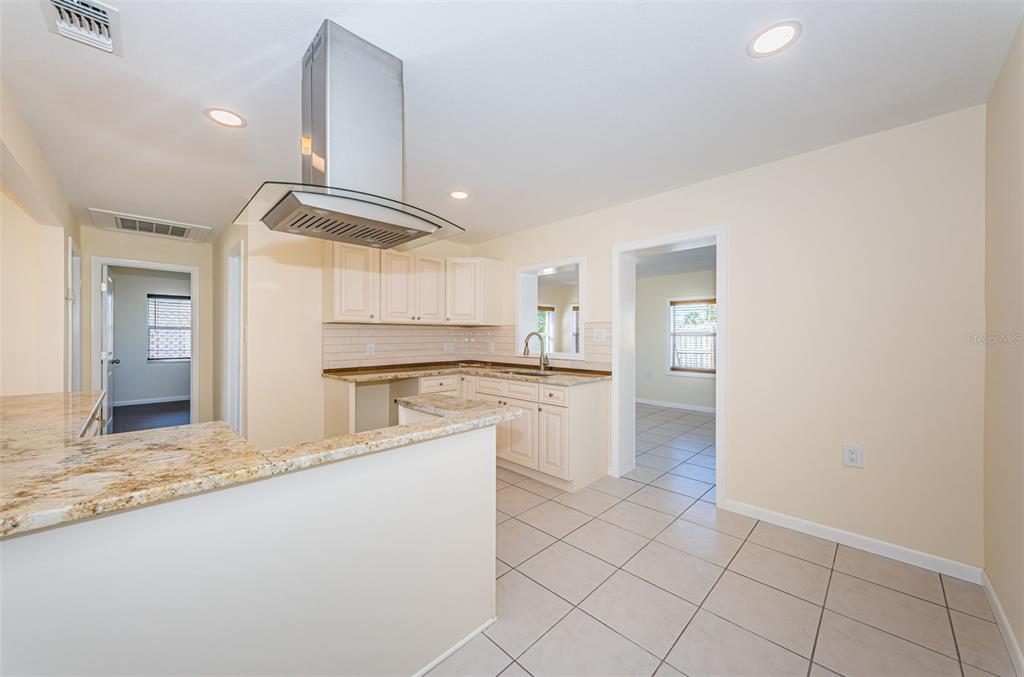 713 Pruitt Drive Madeira Beach, FL 33708 - Photo 16 of 62
