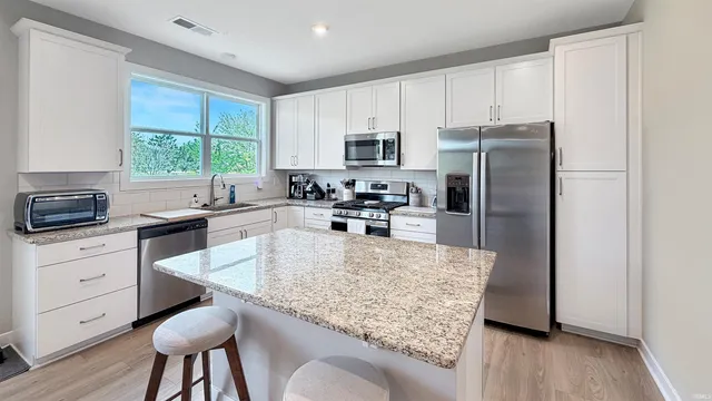 $359,900 | 4812 Haventree Drive, Evansville, IN 47725