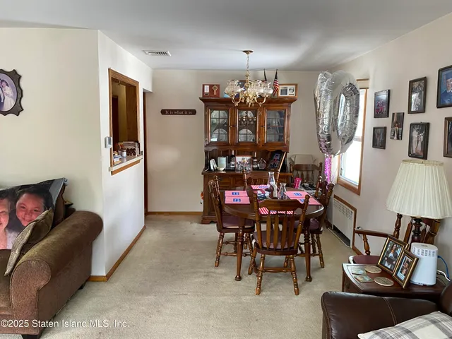 $765,000 | 26 Iowa Place | Westerleigh