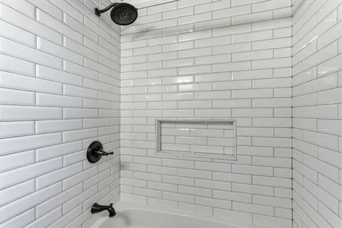 a view of livingroom with furniture