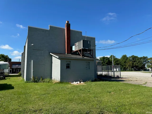 $189,000 | 106 East Main Street, Kewanna, IN 46939