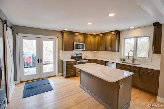 $299,900 | 1705 Cordell Court, Godfrey, IL 62035