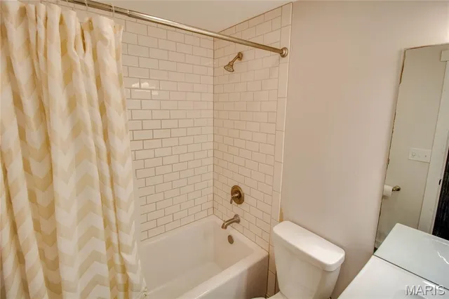 $299,900 | 1705 Cordell Court, Godfrey, IL 62035