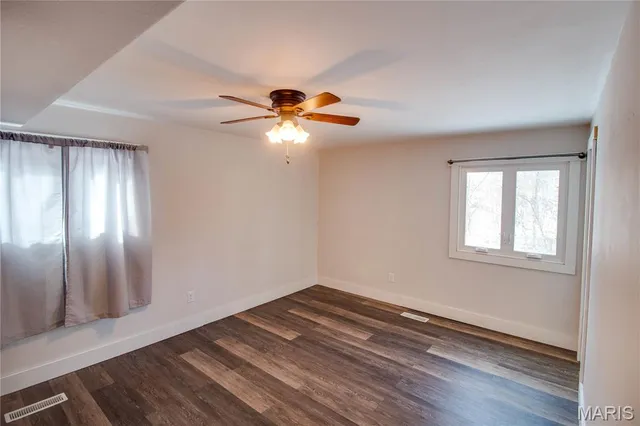 $299,900 | 1705 Cordell Court, Godfrey, IL 62035