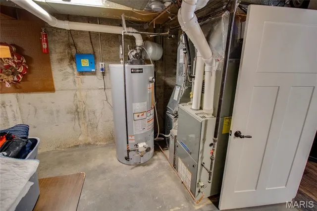 $299,900 | 1705 Cordell Court, Godfrey, IL 62035