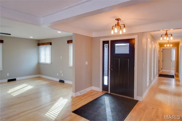 $299,900 | 1705 Cordell Court, Godfrey, IL 62035