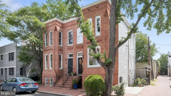 $1,275,000 | 1531 Kingman Place Northwest, Washington, DC 20005