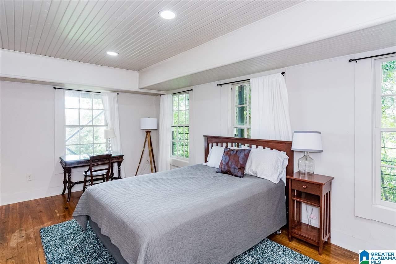 3592 Altamont Road Birmingham, AL 35222 - Photo 38 of 50