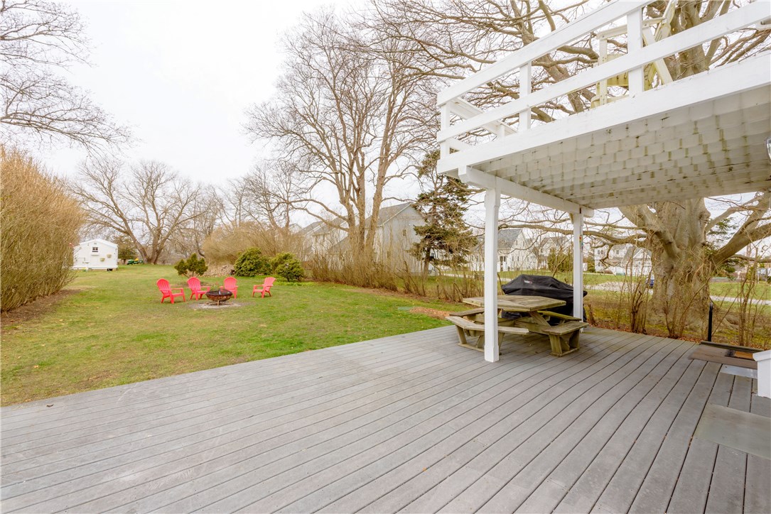 3338 East Main Road Portsmouth, RI 02871 - Photo 20 of 31 Gallery Image 20