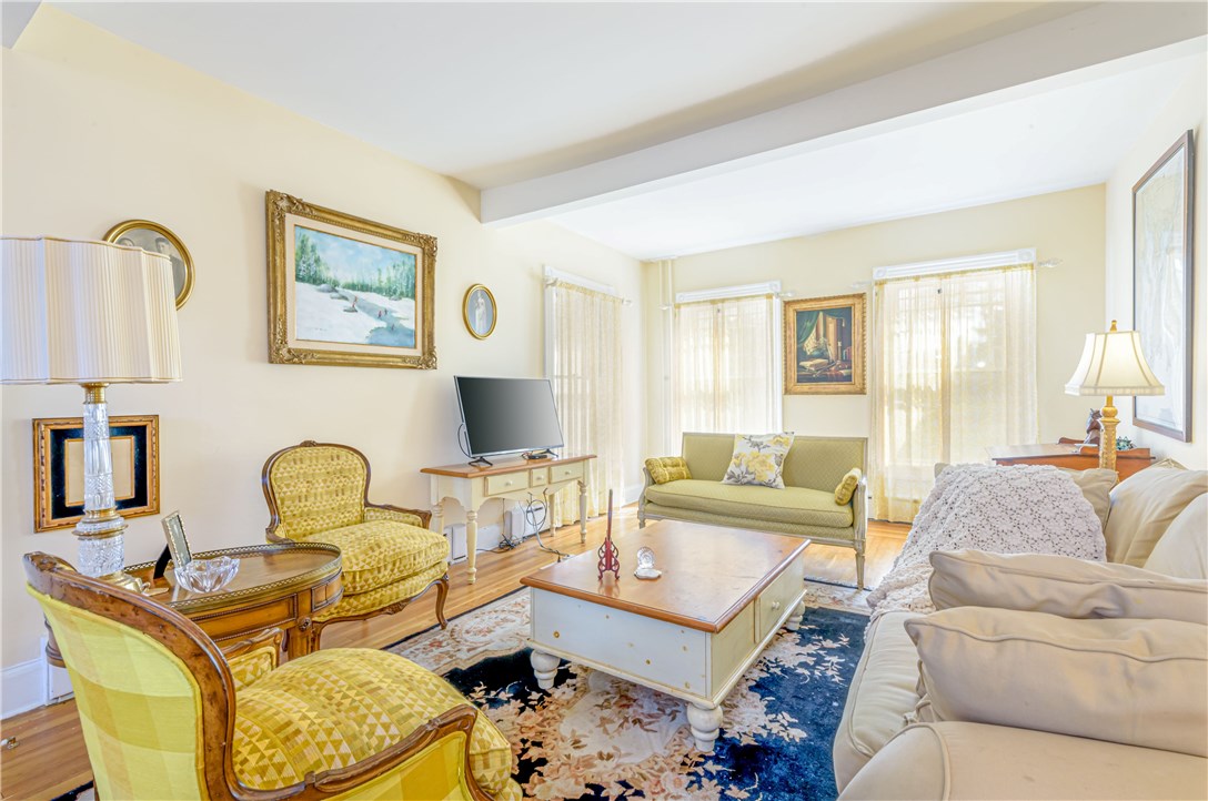 3338 East Main Road Portsmouth, RI 02871 - Photo 7 of 31 Gallery Image 7