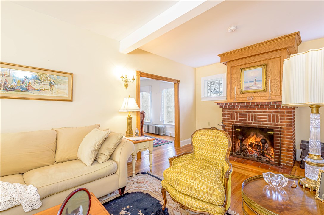 3338 East Main Road Portsmouth, RI 02871 - Photo 8 of 31 Gallery Image 8