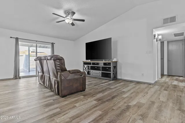 a picture of floor plan