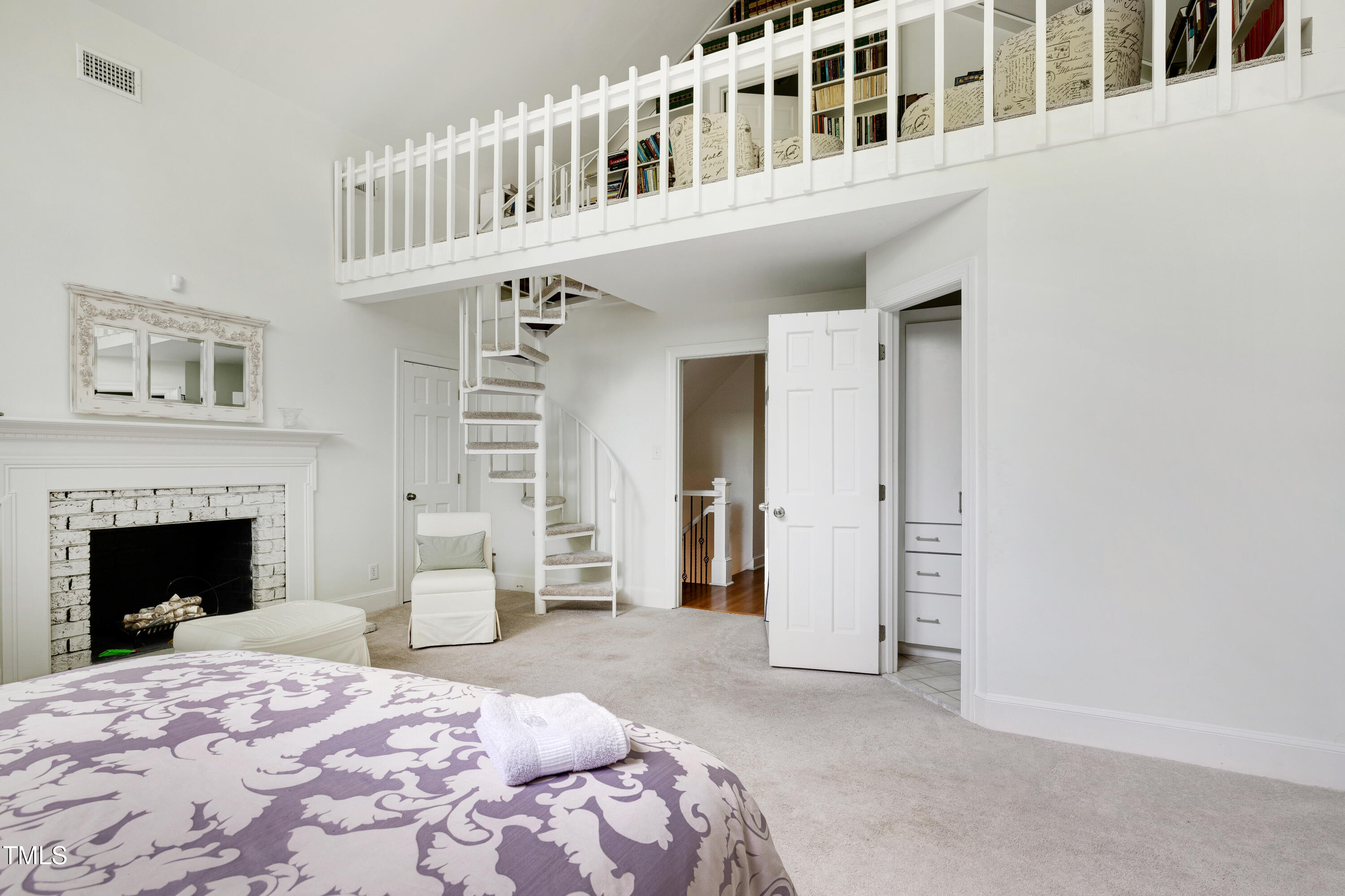 112 Queensferry Road Cary, NC 27511 - Photo 13 of 41 Scene-25